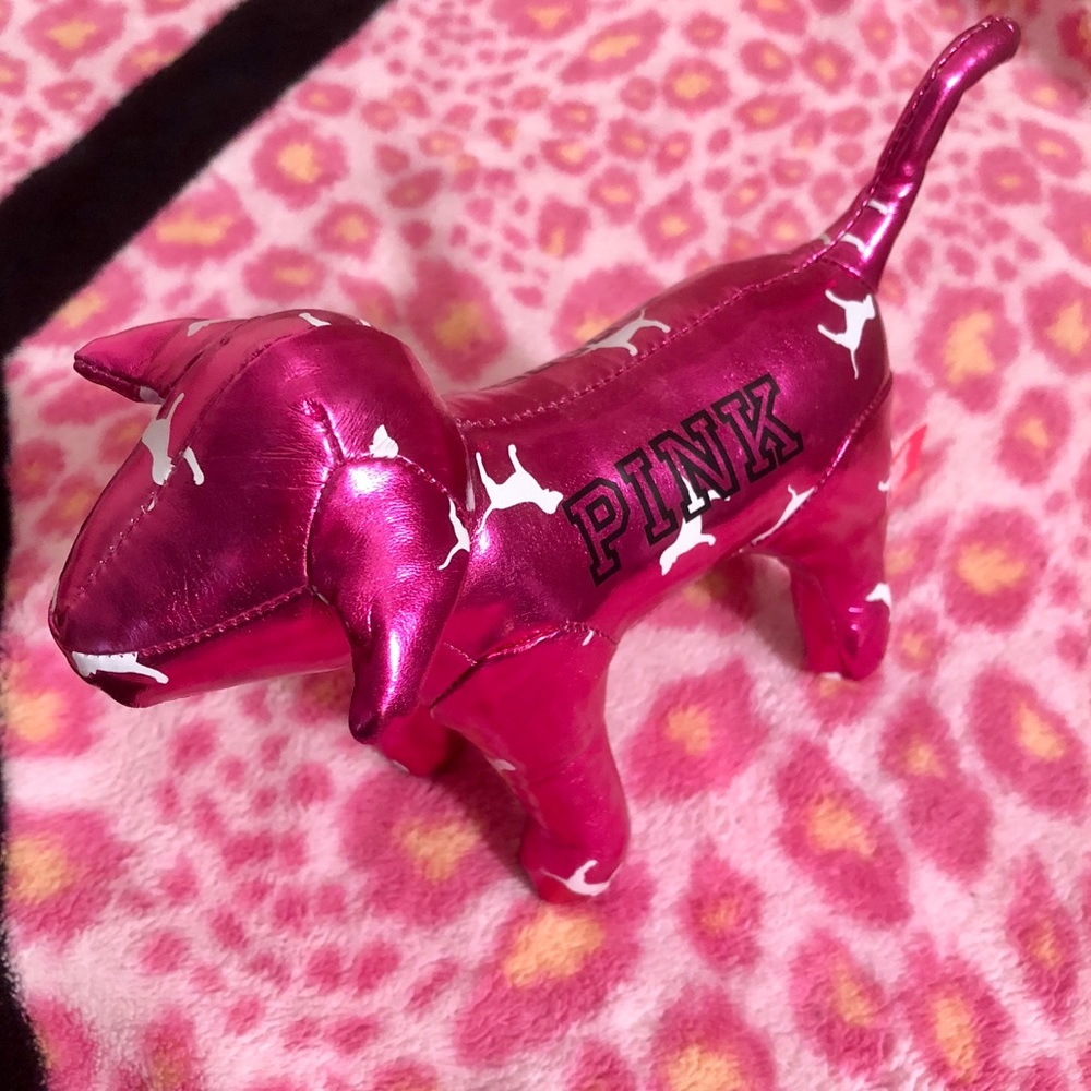 VS PINK Metallic Magenta Logo Dog